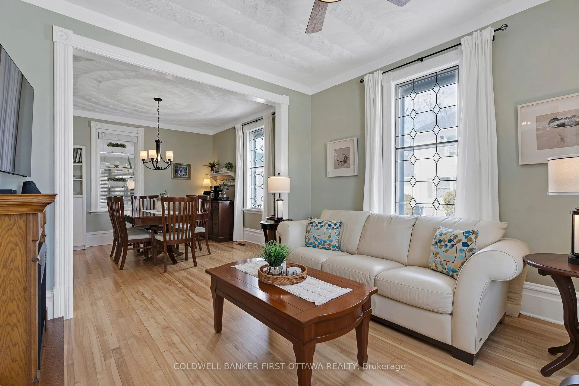 Photo 8 of 256 A&B Flora Street, Carleton Place — HOMEH