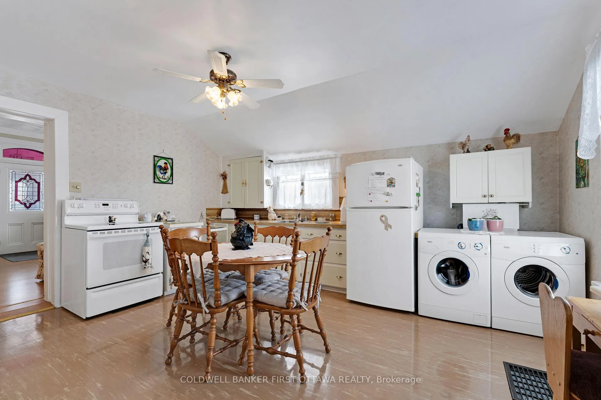 Photo 33 of 256 A&B Flora Street, Carleton Place — HOMEH