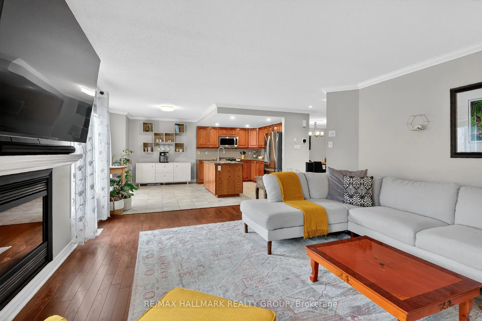 Photo 12 of 2041 Cherington Crescent, Ottawa, Avalon East — HOMEH