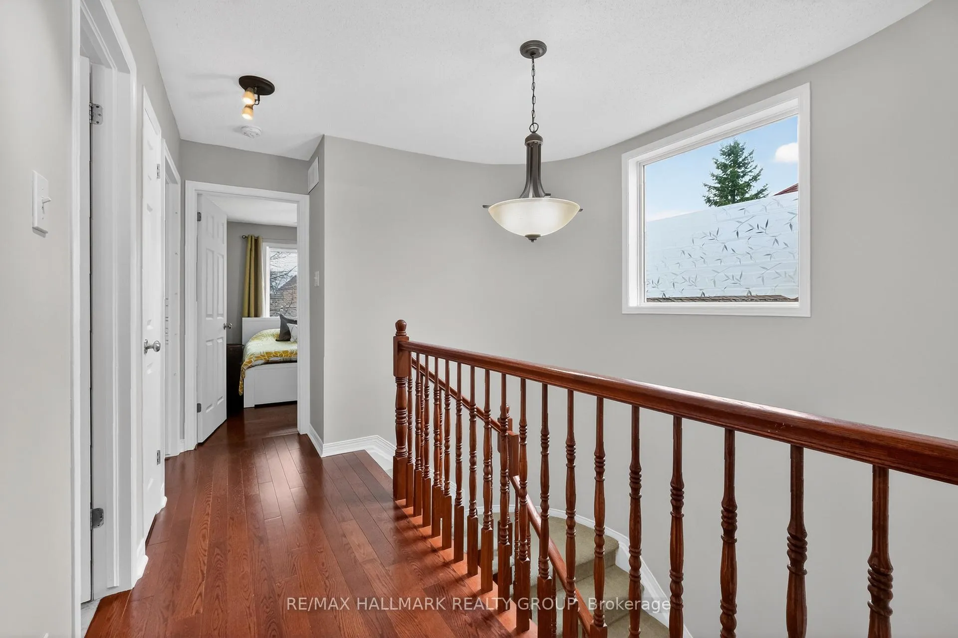 Photo 18 of 2041 Cherington Crescent, Ottawa, Avalon East — HOMEH