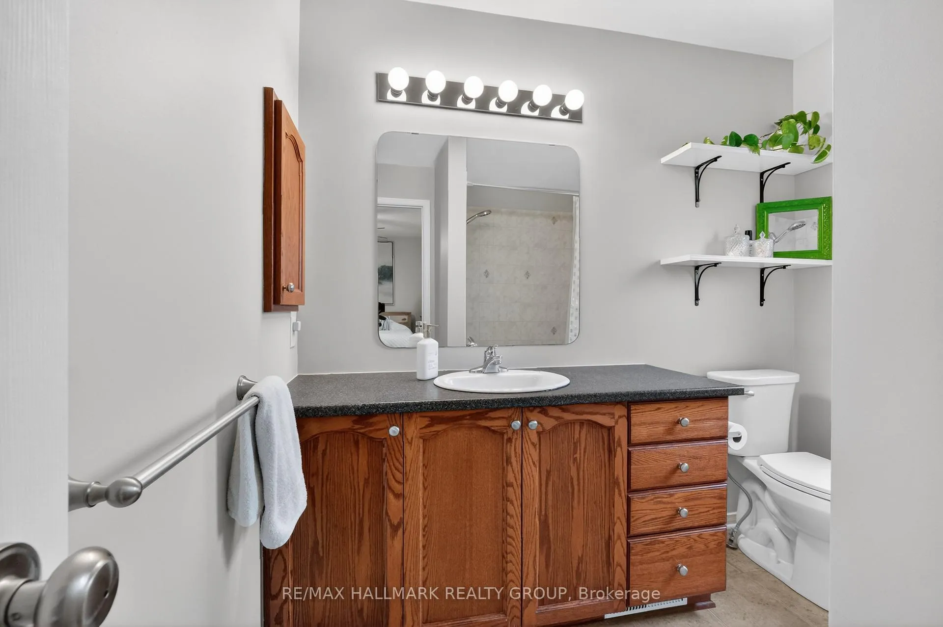 Photo 22 of 2041 Cherington Crescent, Ottawa, Avalon East — HOMEH
