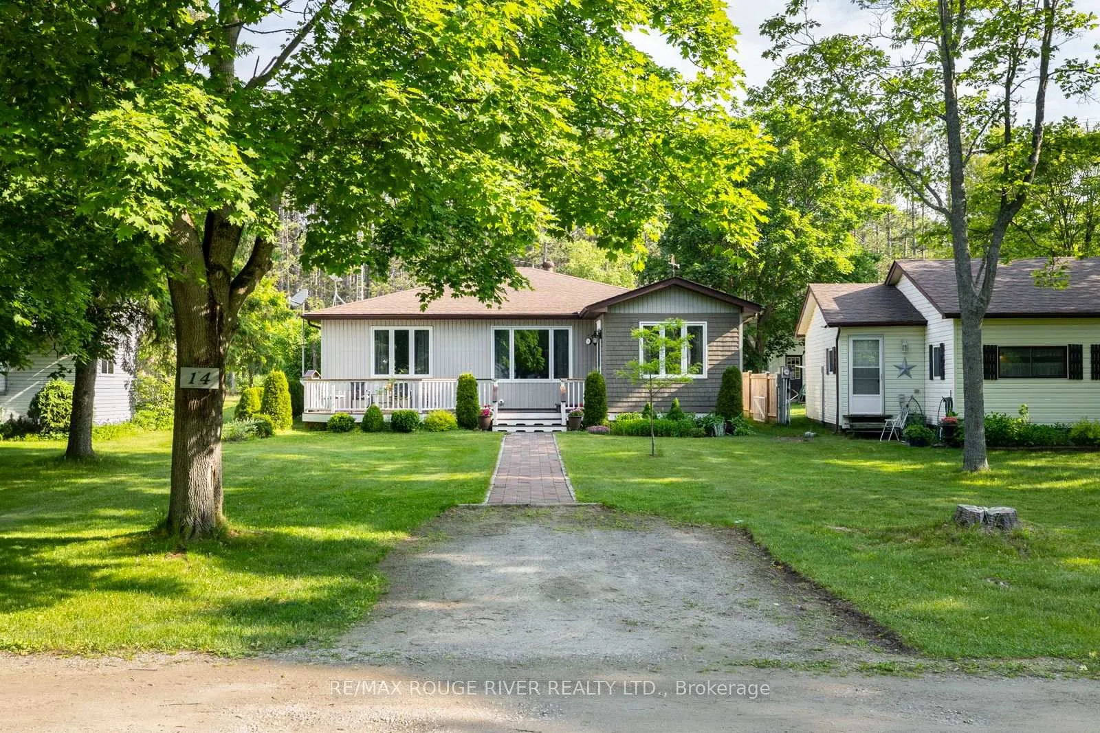 Front of Unit 14, 10126 Longsault Road