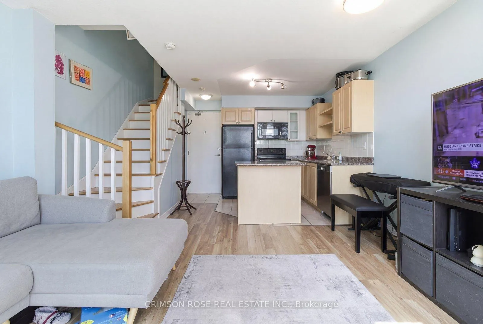 Photo 6 of Unit 823, 600 Fleet Street, Toronto, Niagara — HOMEH