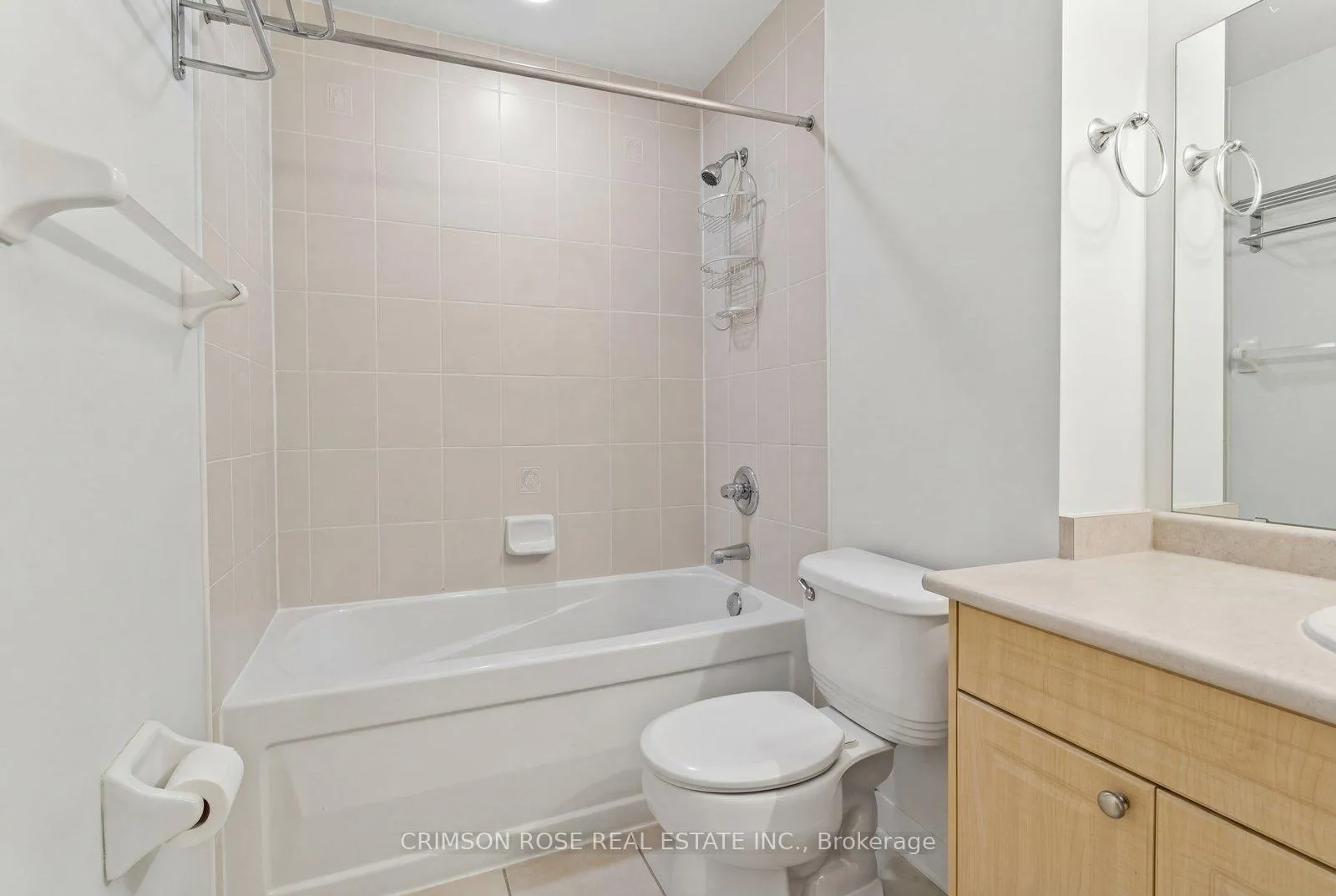 Photo 11 of Unit 823, 600 Fleet Street, Toronto, Niagara — HOMEH