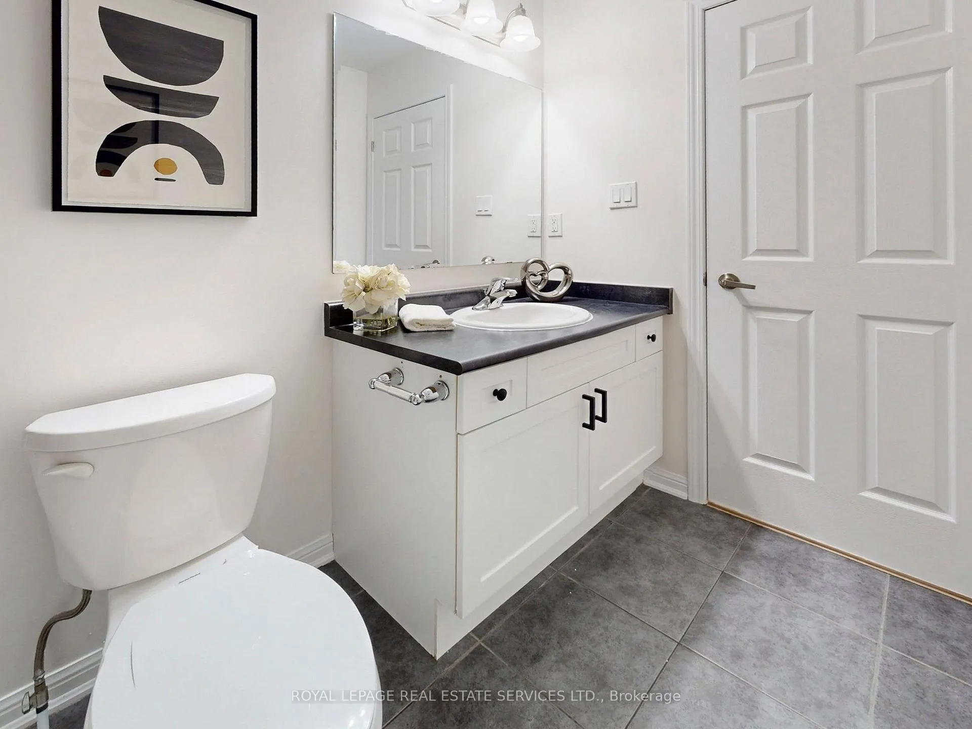 Photo 29 of 918 Nadalin Heights, Milton, Willmott — HOMEH