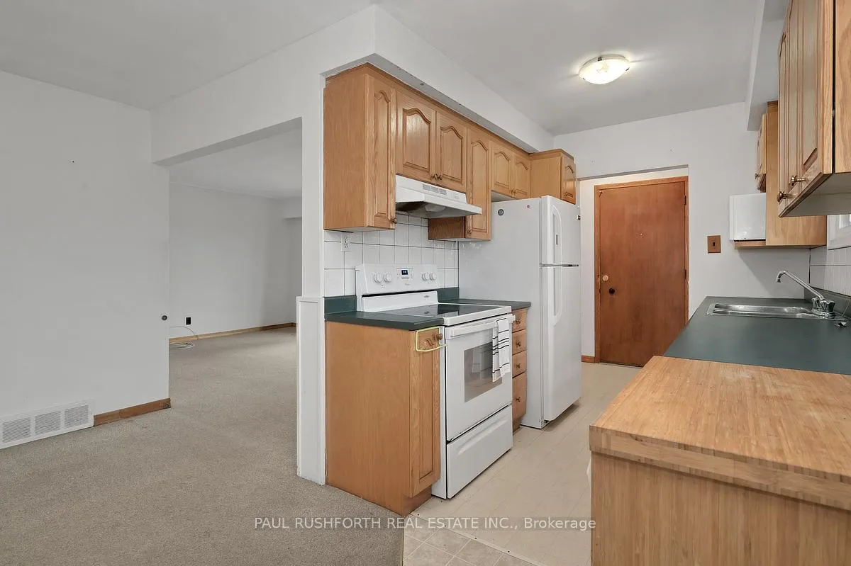 Photo 12 of 2140 Haig Drive, Ottawa, Elmvale Acres — HOMEH