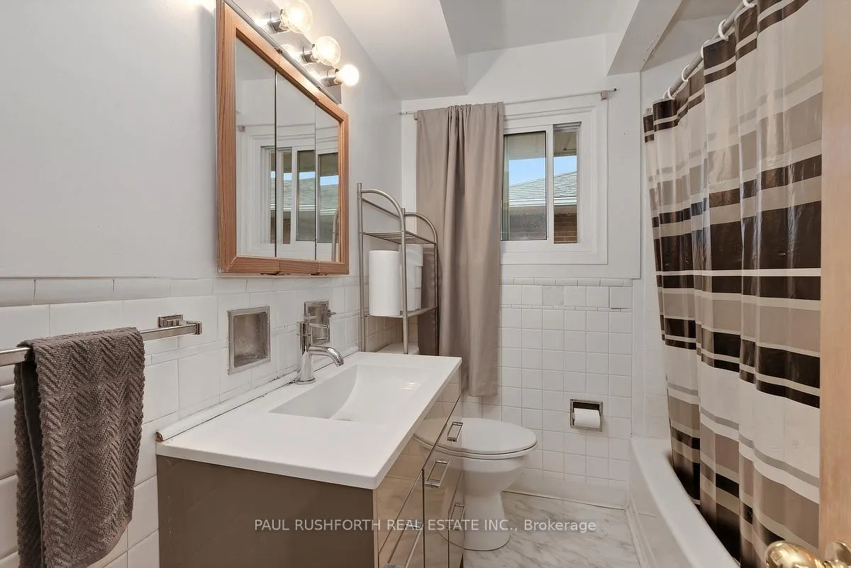 Photo 15 of 2140 Haig Drive, Ottawa, Elmvale Acres — HOMEH