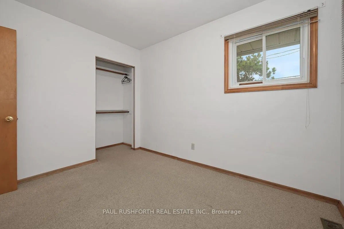 Photo 17 of 2140 Haig Drive, Ottawa, Elmvale Acres — HOMEH