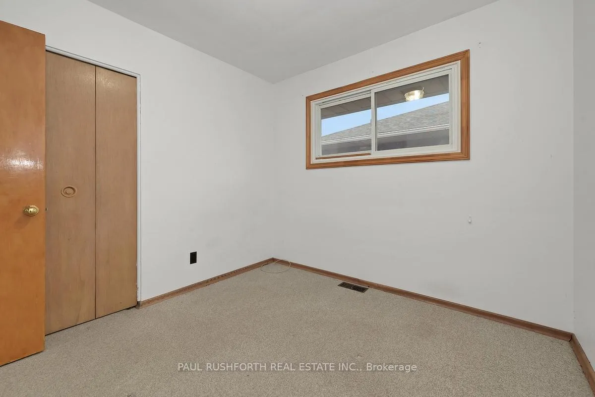 Photo 19 of 2140 Haig Drive, Ottawa, Elmvale Acres — HOMEH