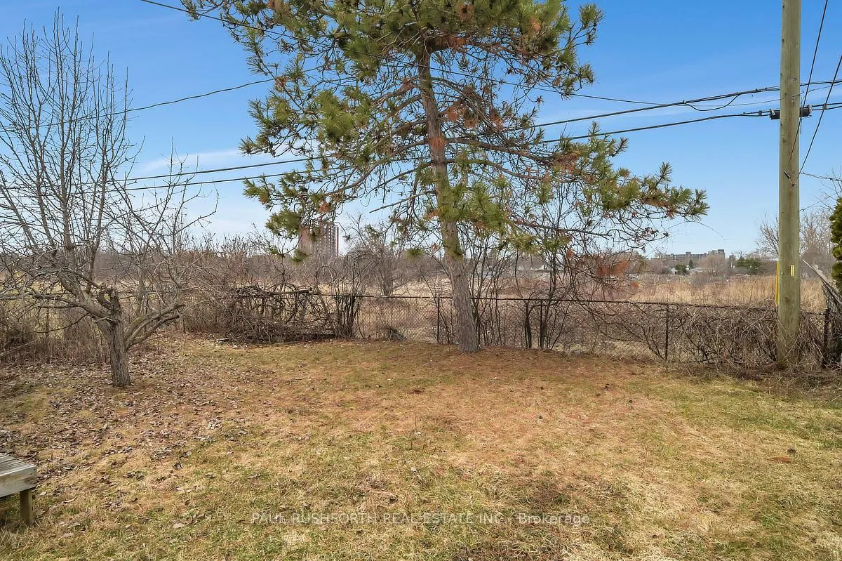 Photo 22 of 2140 Haig Drive, Ottawa, Elmvale Acres — HOMEH