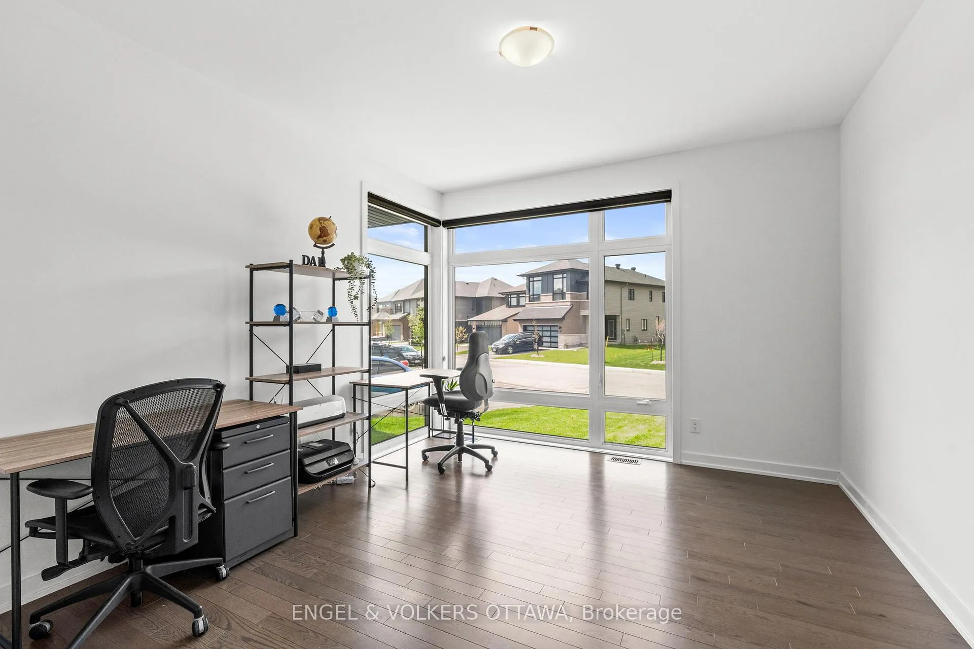 Photo 7 of 117 Orchestra Way, Ottawa, Riverside South/Gloucester Glen — HOMEH