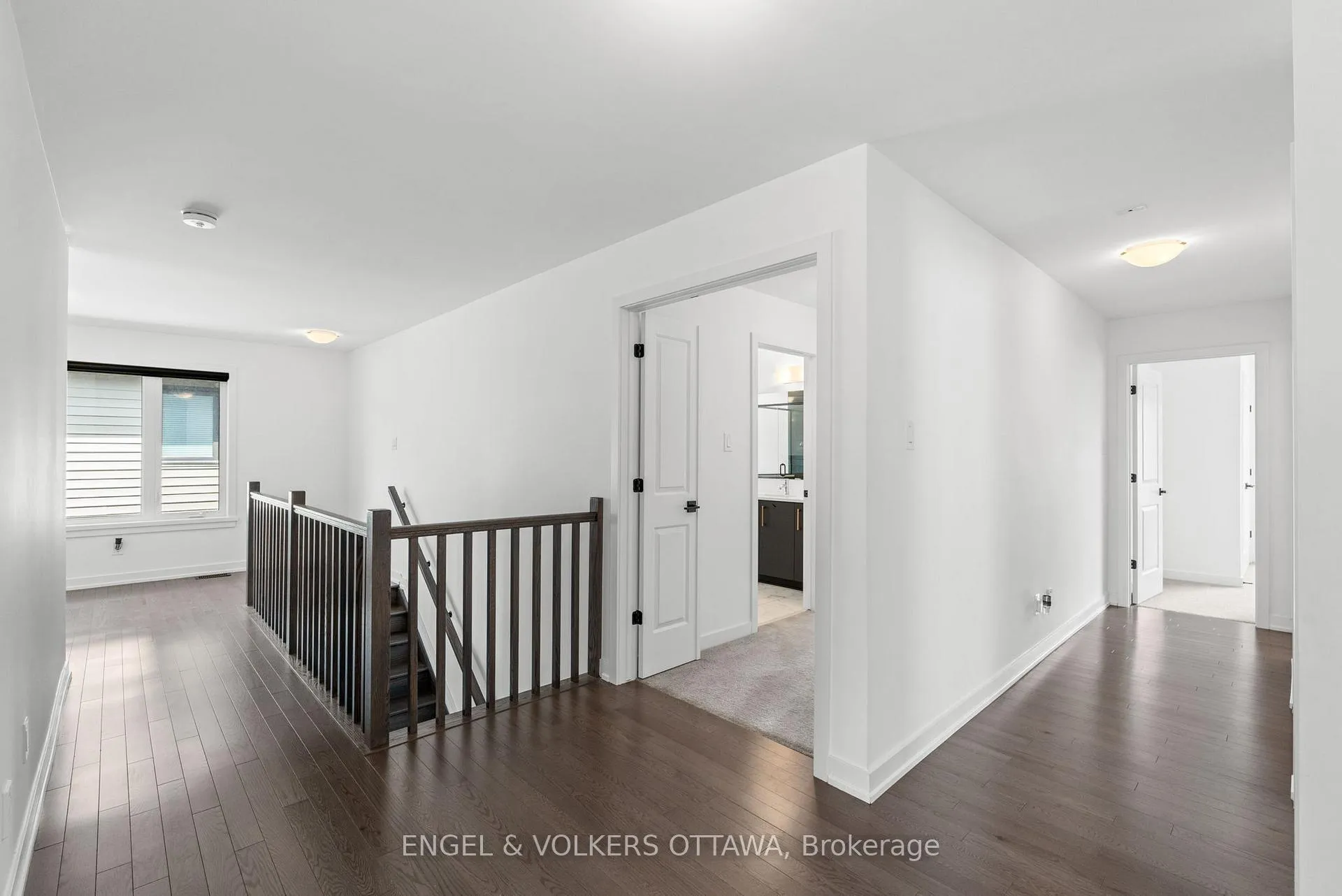 Photo 17 of 117 Orchestra Way, Ottawa, Riverside South/Gloucester Glen — HOMEH