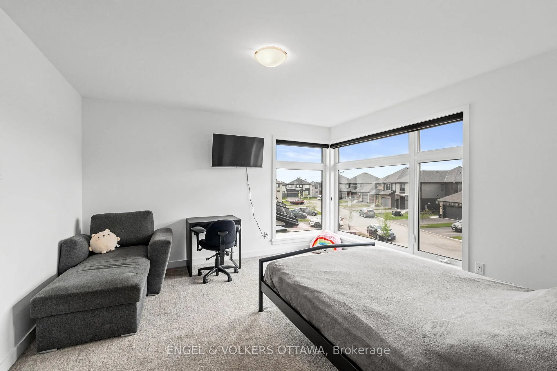 Photo 27 of 117 Orchestra Way, Ottawa, Riverside South/Gloucester Glen — HOMEH
