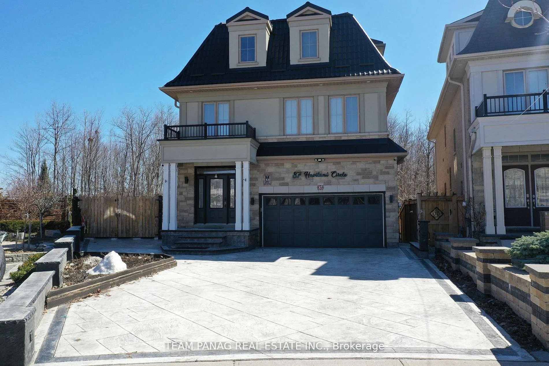 Photo 3 of 87 Haviland Circle, Brampton, Sandringham-Wellington — HOMEH