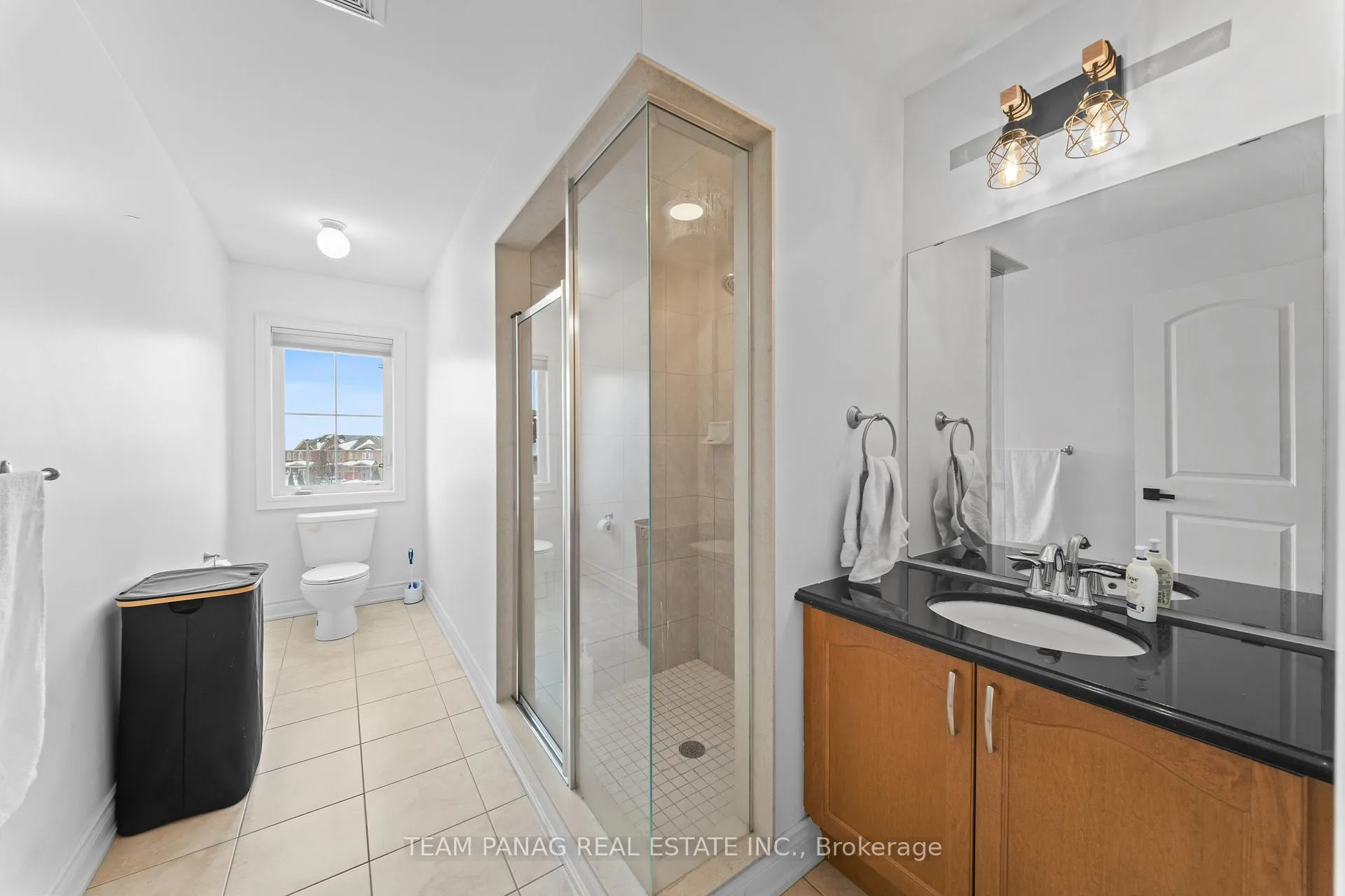 Photo 36 of 87 Haviland Circle, Brampton, Sandringham-Wellington — HOMEH