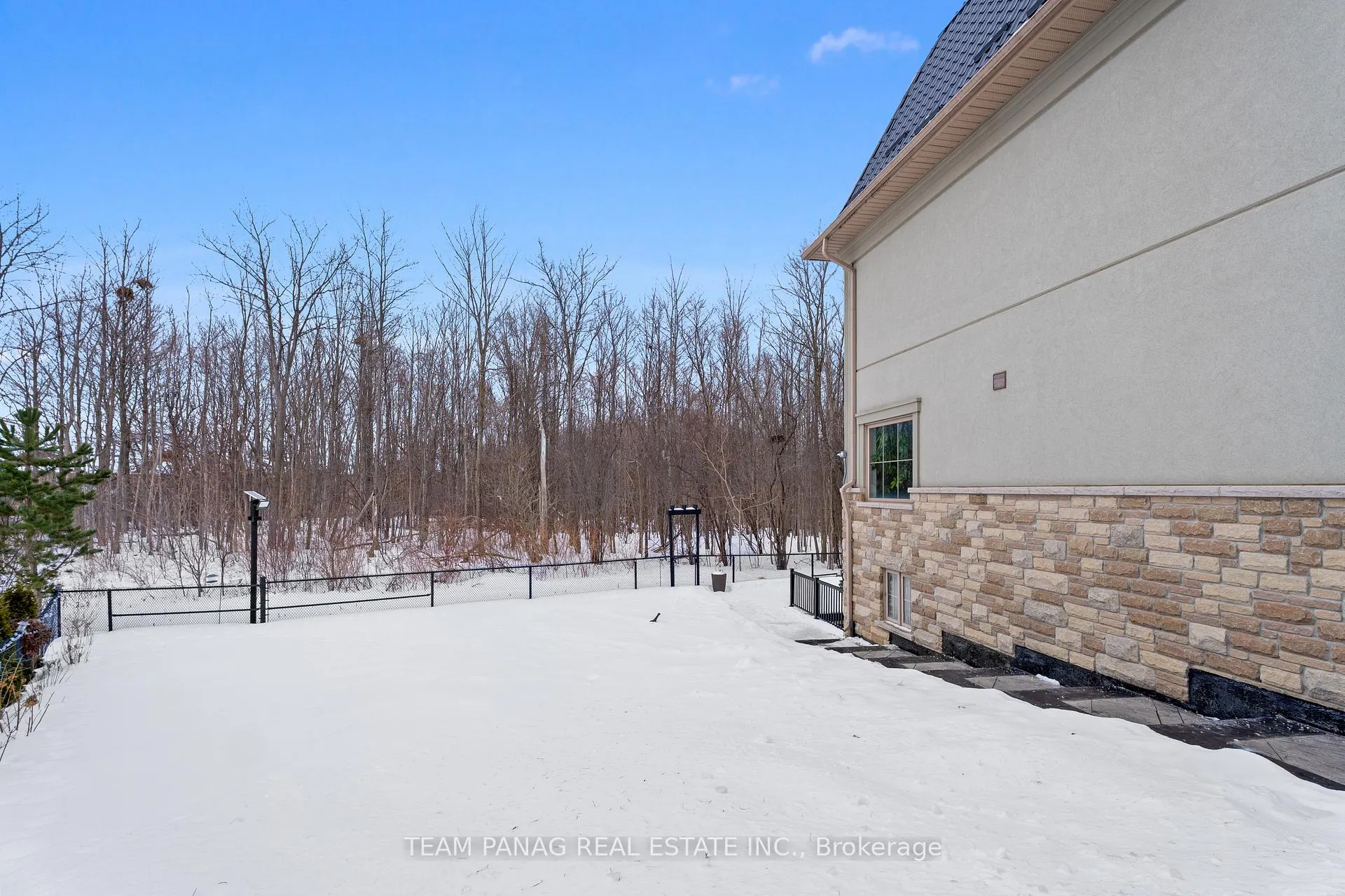 Photo 46 of 87 Haviland Circle, Brampton, Sandringham-Wellington — HOMEH