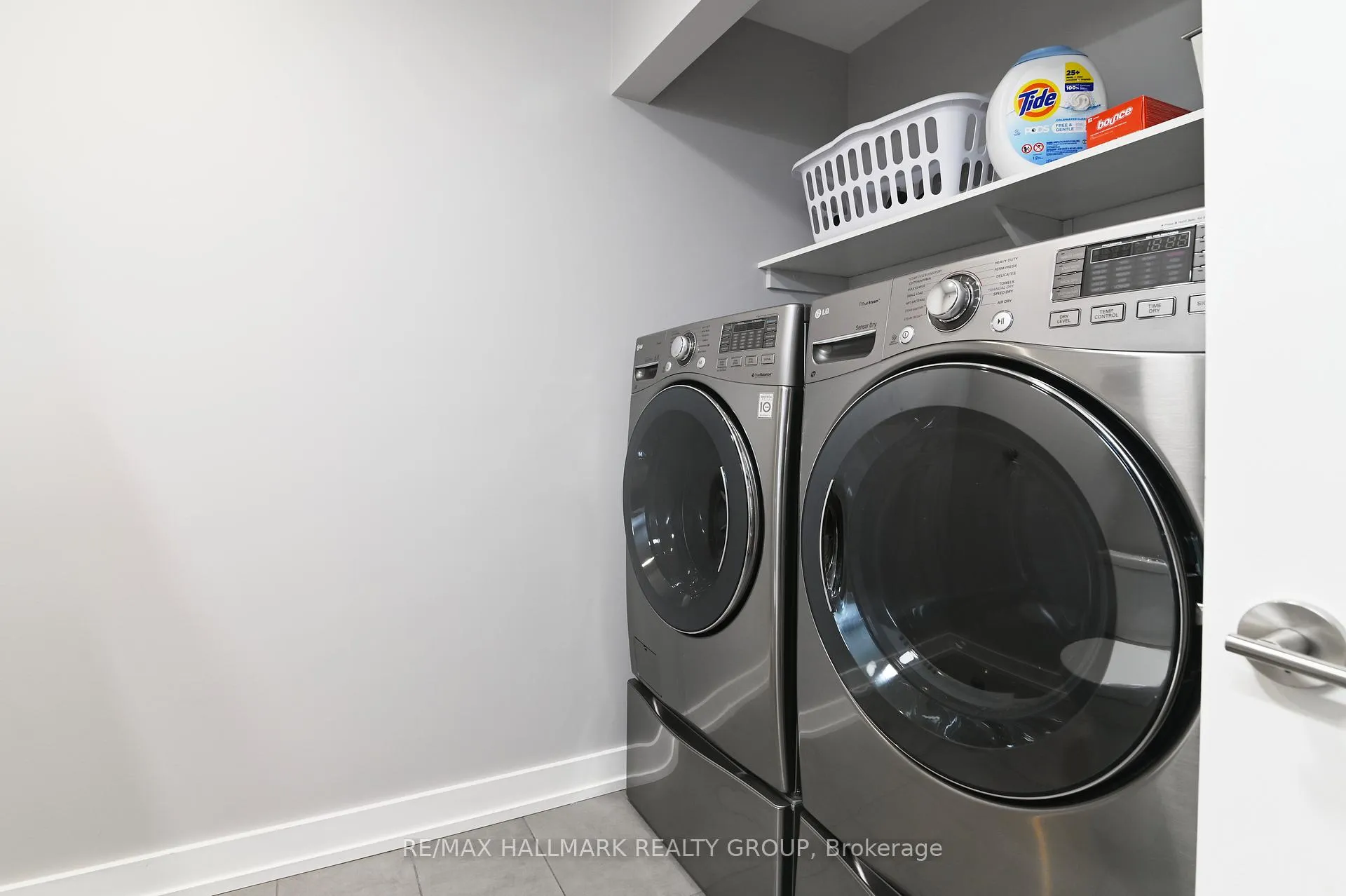 Photo 6 of 68G Stonehurst Avenue, Ottawa, Mechanicsville — HOMEH