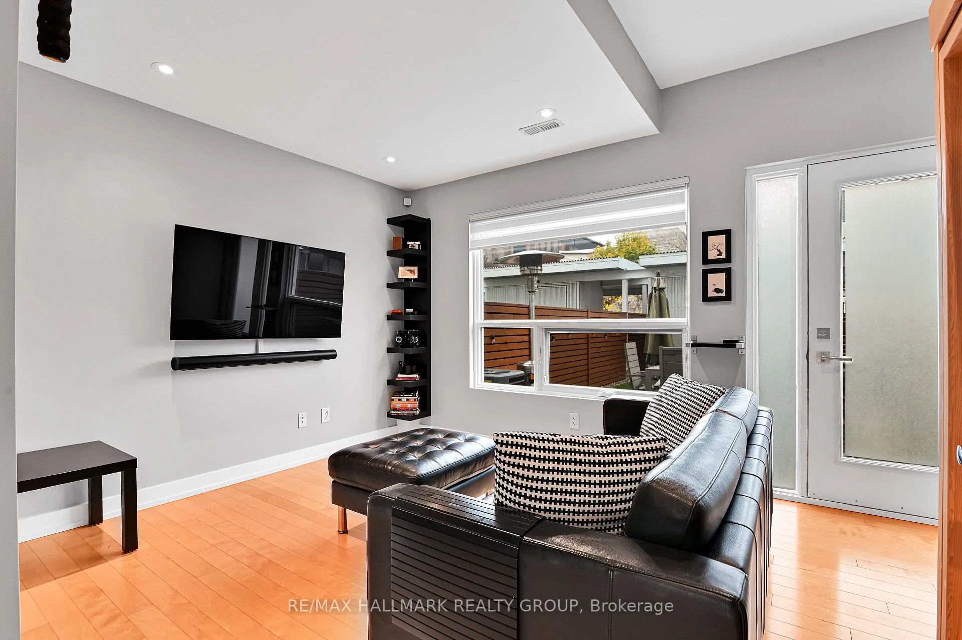 Photo 9 of 68G Stonehurst Avenue, Ottawa, Mechanicsville — HOMEH