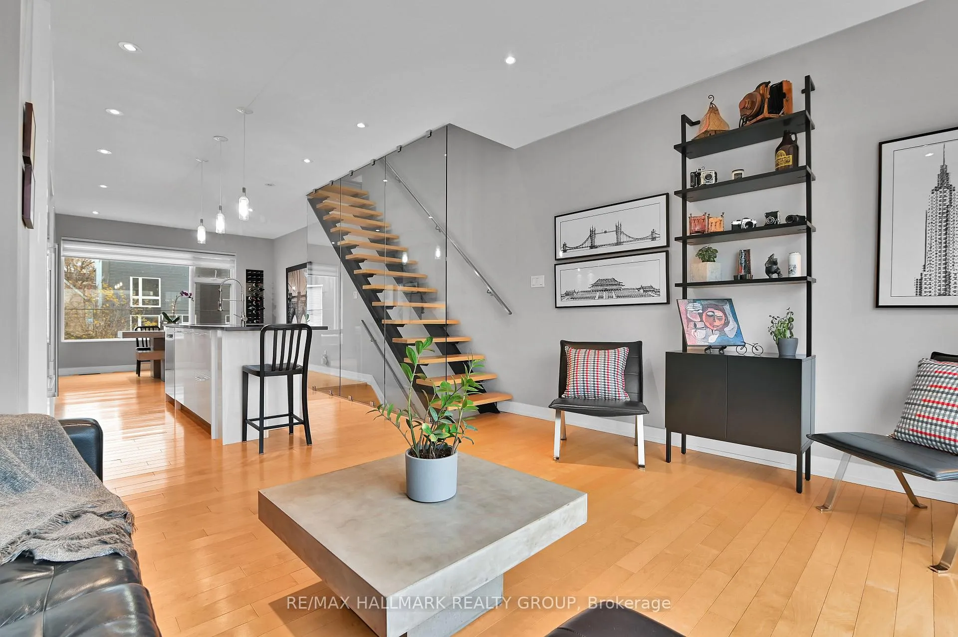 Photo 21 of 68G Stonehurst Avenue, Ottawa, Mechanicsville — HOMEH