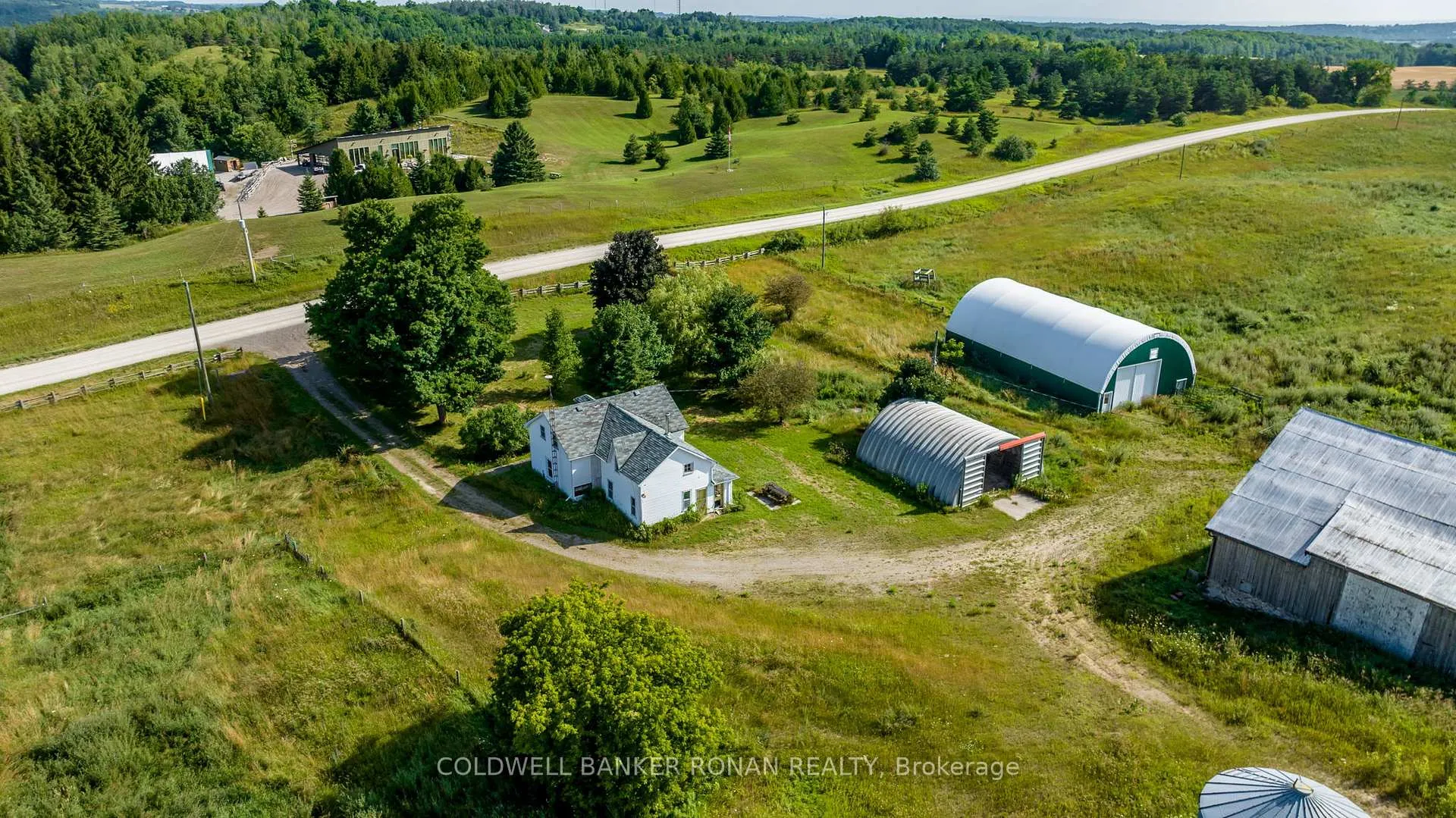 Photo 16 of 486356 30 Side Road, Mono, Rural Mono — HOMEH