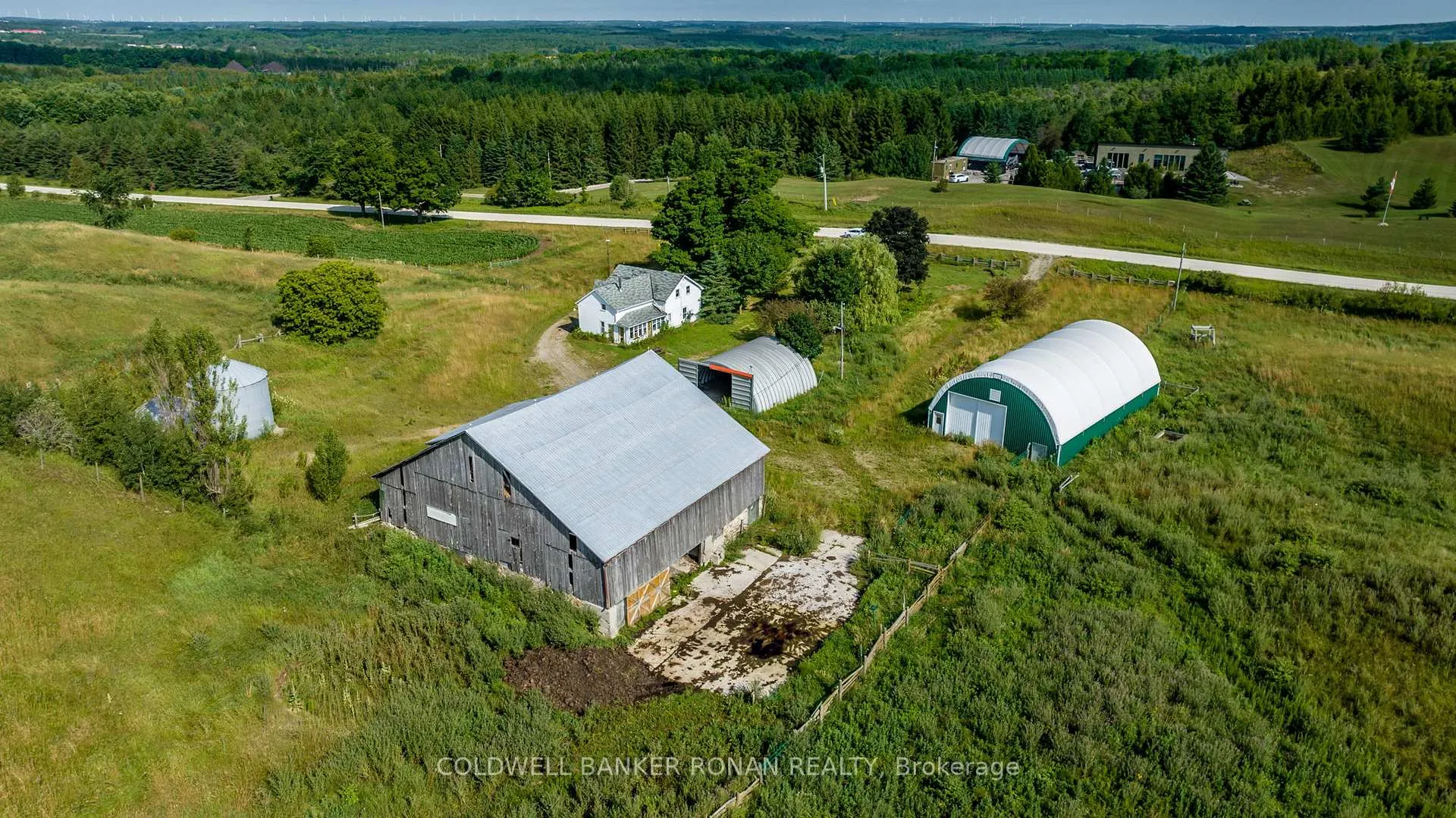Photo 17 of 486356 30 Side Road, Mono, Rural Mono — HOMEH