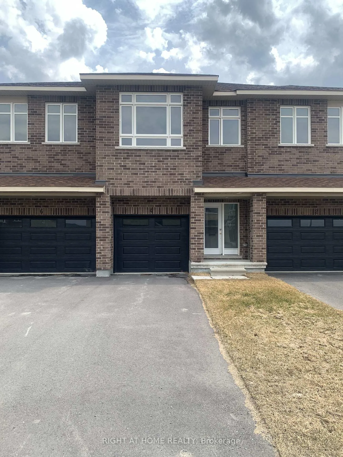 Photo 1 of 4 Wylie Way, Carleton Place — HOMEH