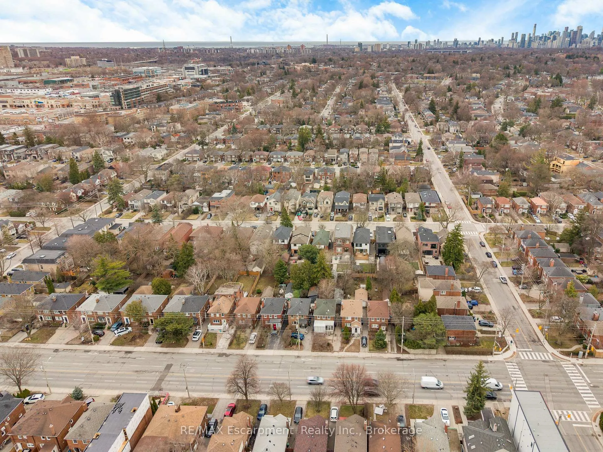 Photo 6 of 751 Eglinton Avenue E, Toronto, Leaside — HOMEH