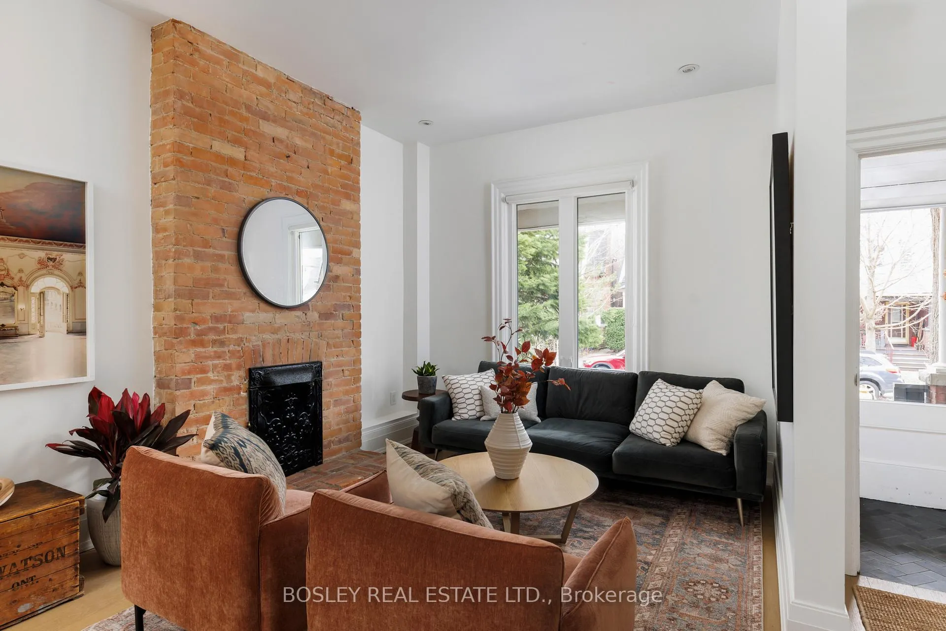 Photo 3 of 140 Garden Avenue, Toronto, Roncesvalles — HOMEH