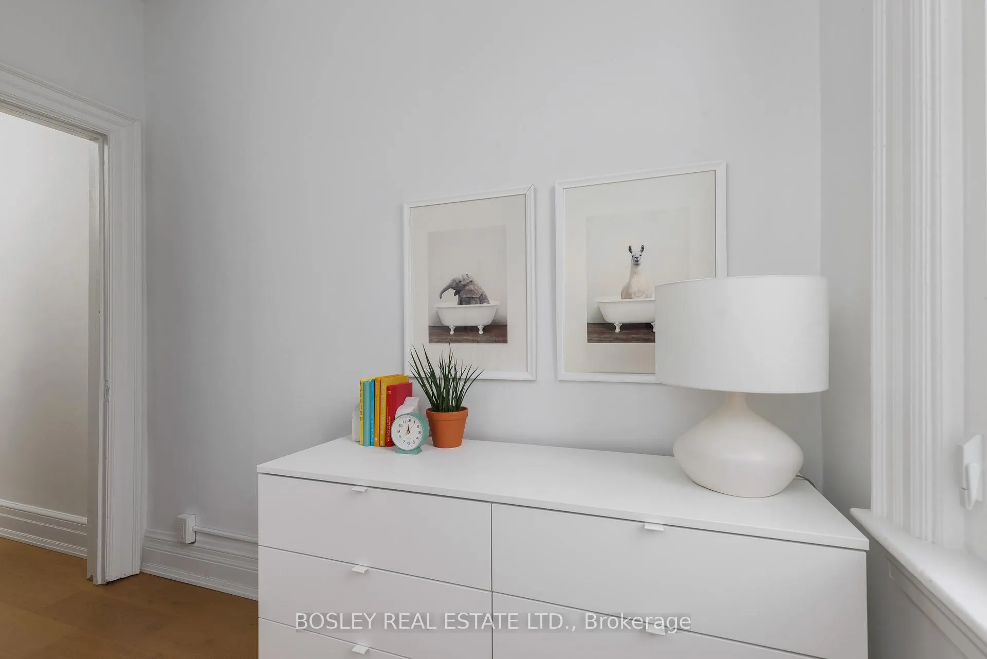 Photo 33 of 140 Garden Avenue, Toronto, Roncesvalles — HOMEH
