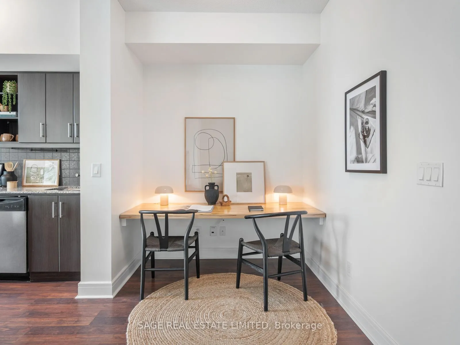 Photo 7 of Unit 909, 35 Brian Peck Crescent, Toronto, Leaside — HOMEH