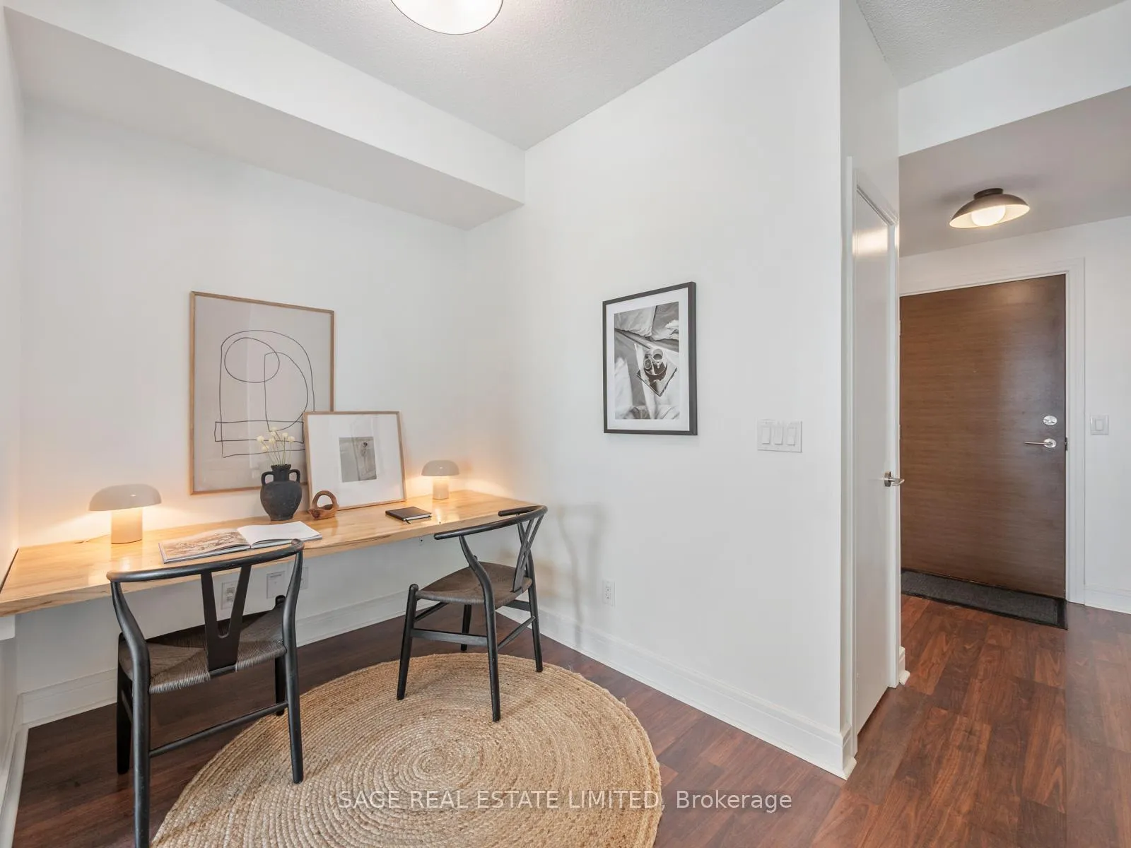 Photo 8 of Unit 909, 35 Brian Peck Crescent, Toronto, Leaside — HOMEH