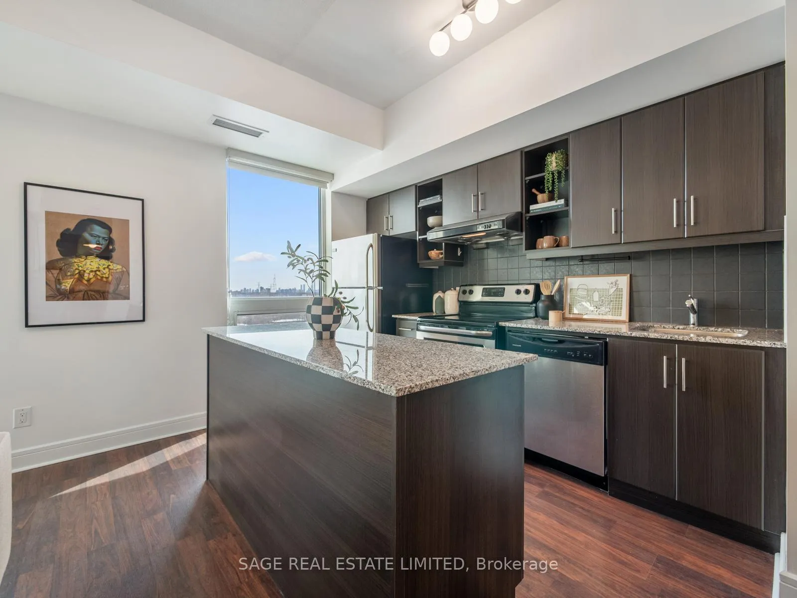 Photo 9 of Unit 909, 35 Brian Peck Crescent, Toronto, Leaside — HOMEH