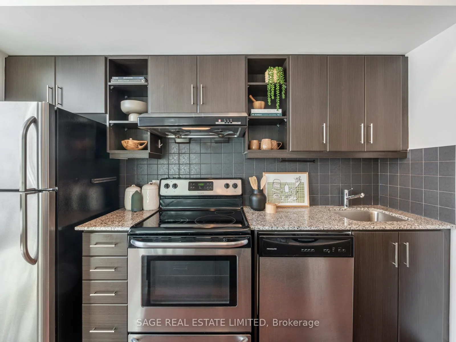 Photo 12 of Unit 909, 35 Brian Peck Crescent, Toronto, Leaside — HOMEH