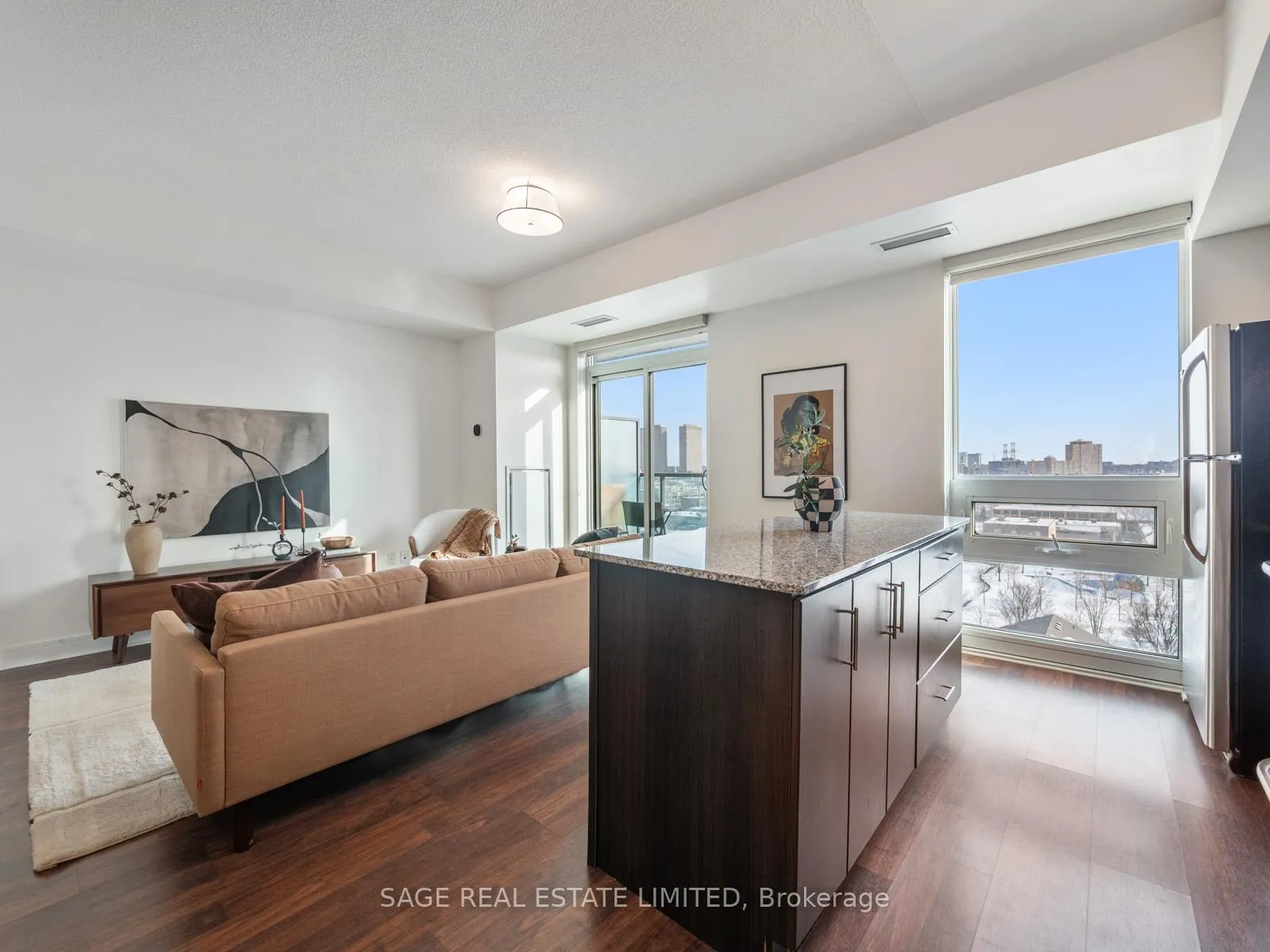 Photo 15 of Unit 909, 35 Brian Peck Crescent, Toronto, Leaside — HOMEH