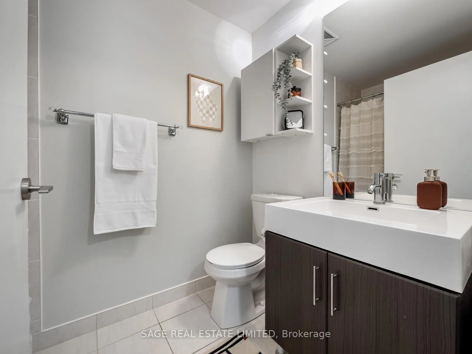 Photo 23 of Unit 909, 35 Brian Peck Crescent, Toronto, Leaside — HOMEH