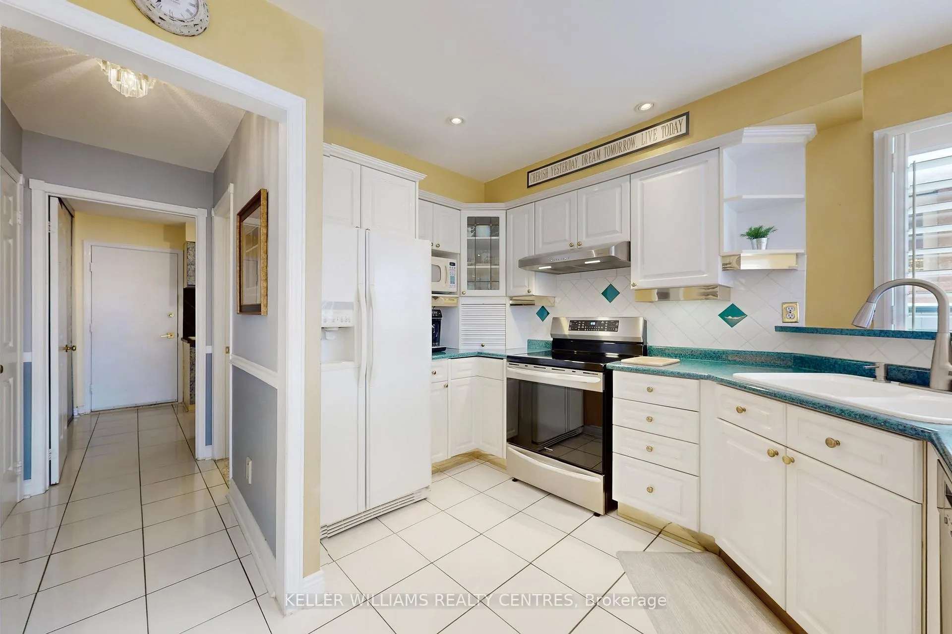 Photo 12 of 45 Hemlock Drive, Markham, Raymerville — HOMEH