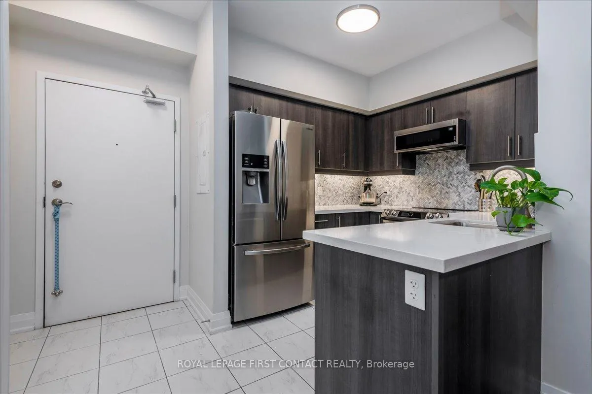 Photo 5 of Unit 407, 300 Essa Road, Barrie, 400 West — HOMEH