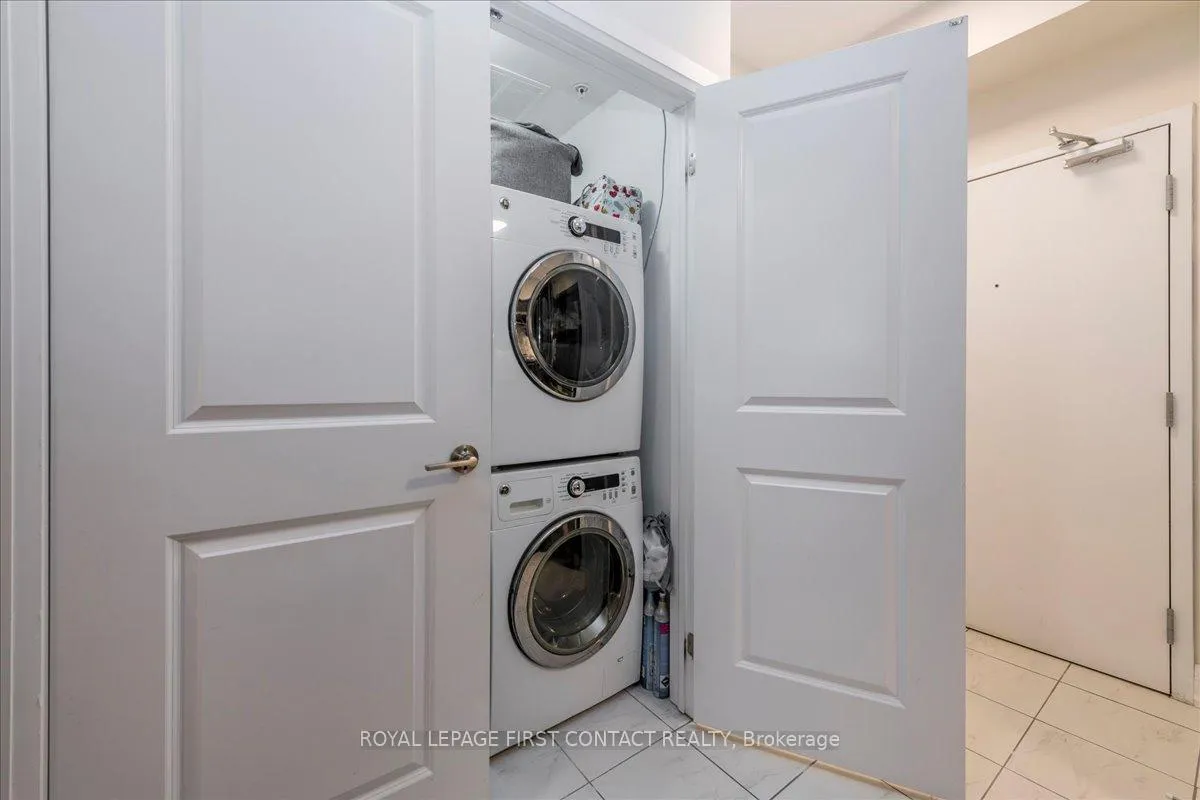 Photo 16 of Unit 407, 300 Essa Road, Barrie, 400 West — HOMEH