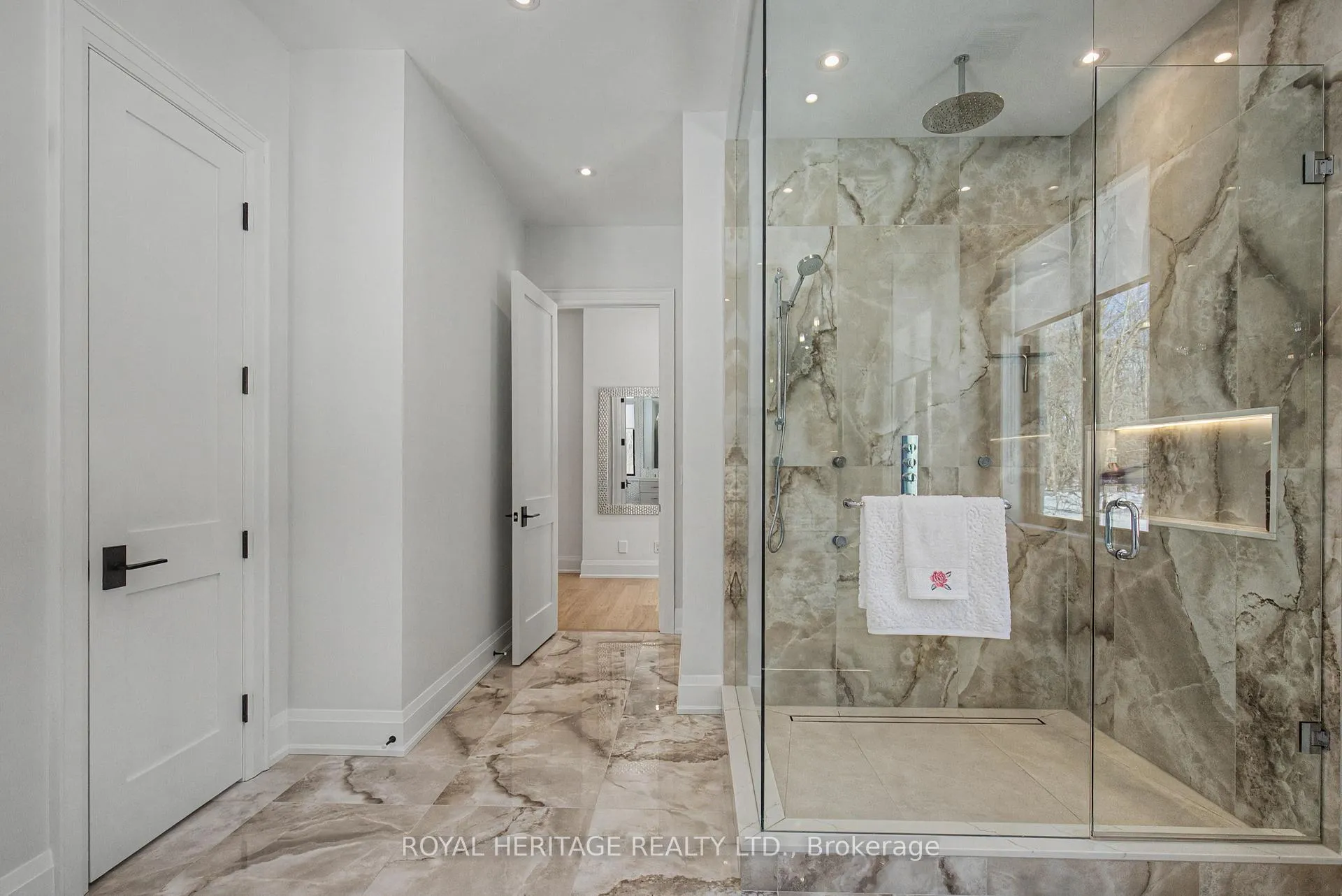 Photo 25 of 614 Roselawn Avenue, Oshawa, Northwood — HOMEH