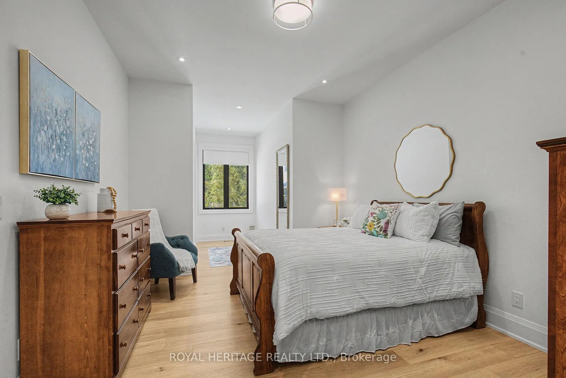 Photo 26 of 614 Roselawn Avenue, Oshawa, Northwood — HOMEH