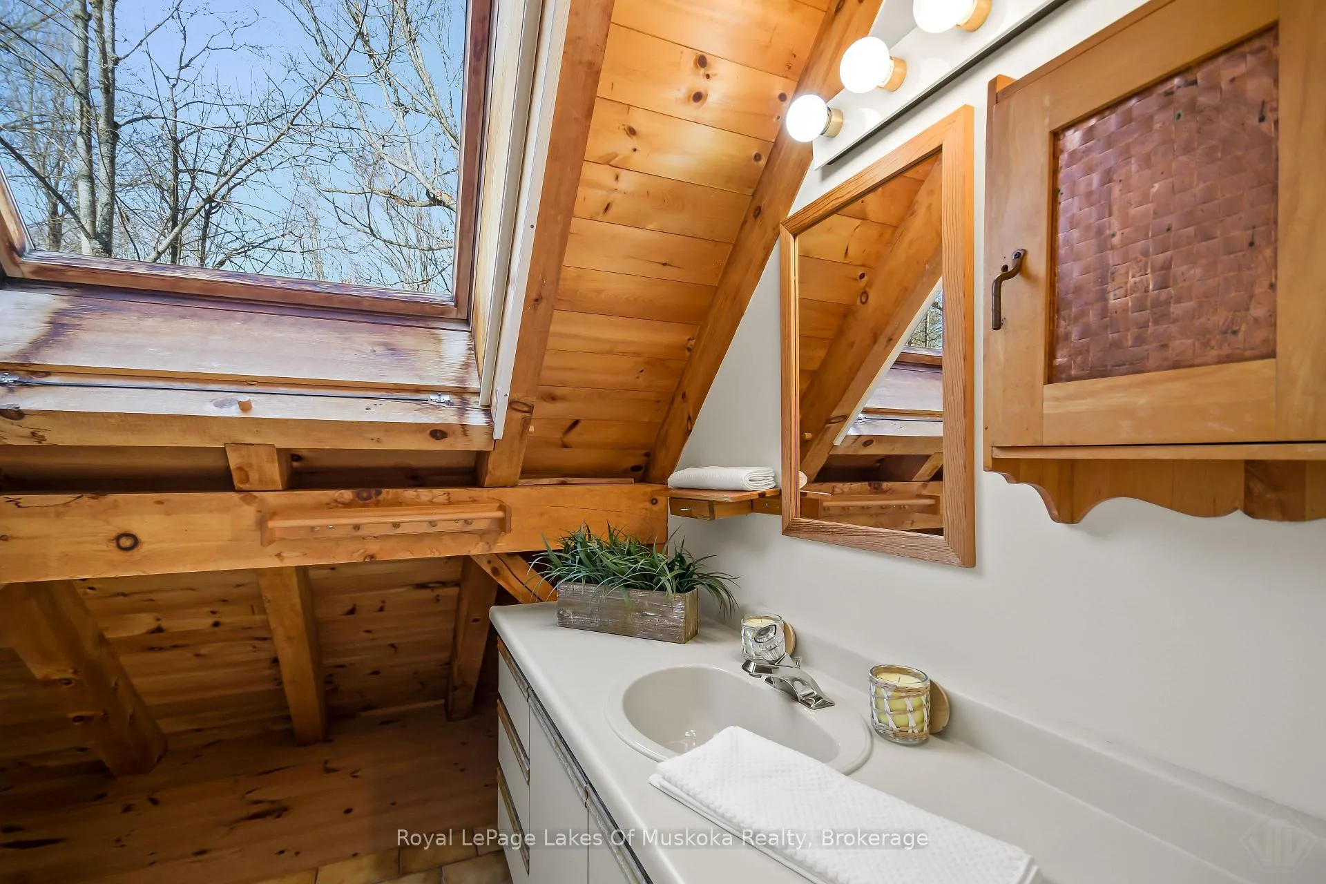 Photo 30 of 124B Maplehurst Road, Seguin — HOMEH
