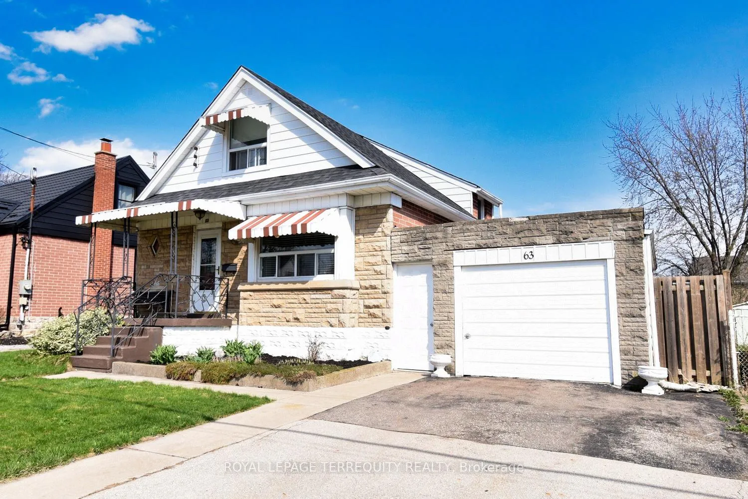 Photo 3 of 63 West 1st Street E, Hamilton, Bonnington — HOMEH