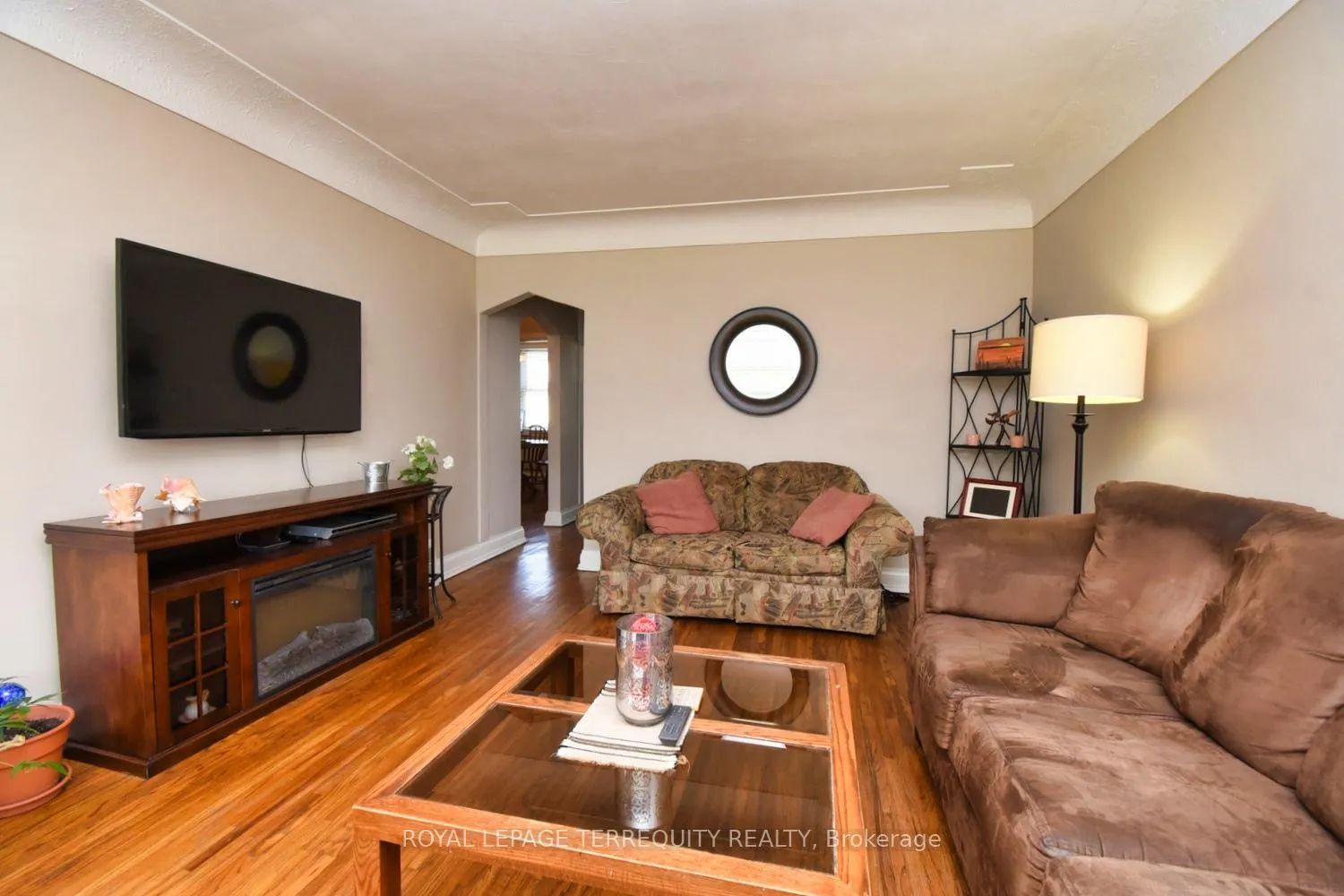 Photo 6 of 63 West 1st Street E, Hamilton, Bonnington — HOMEH