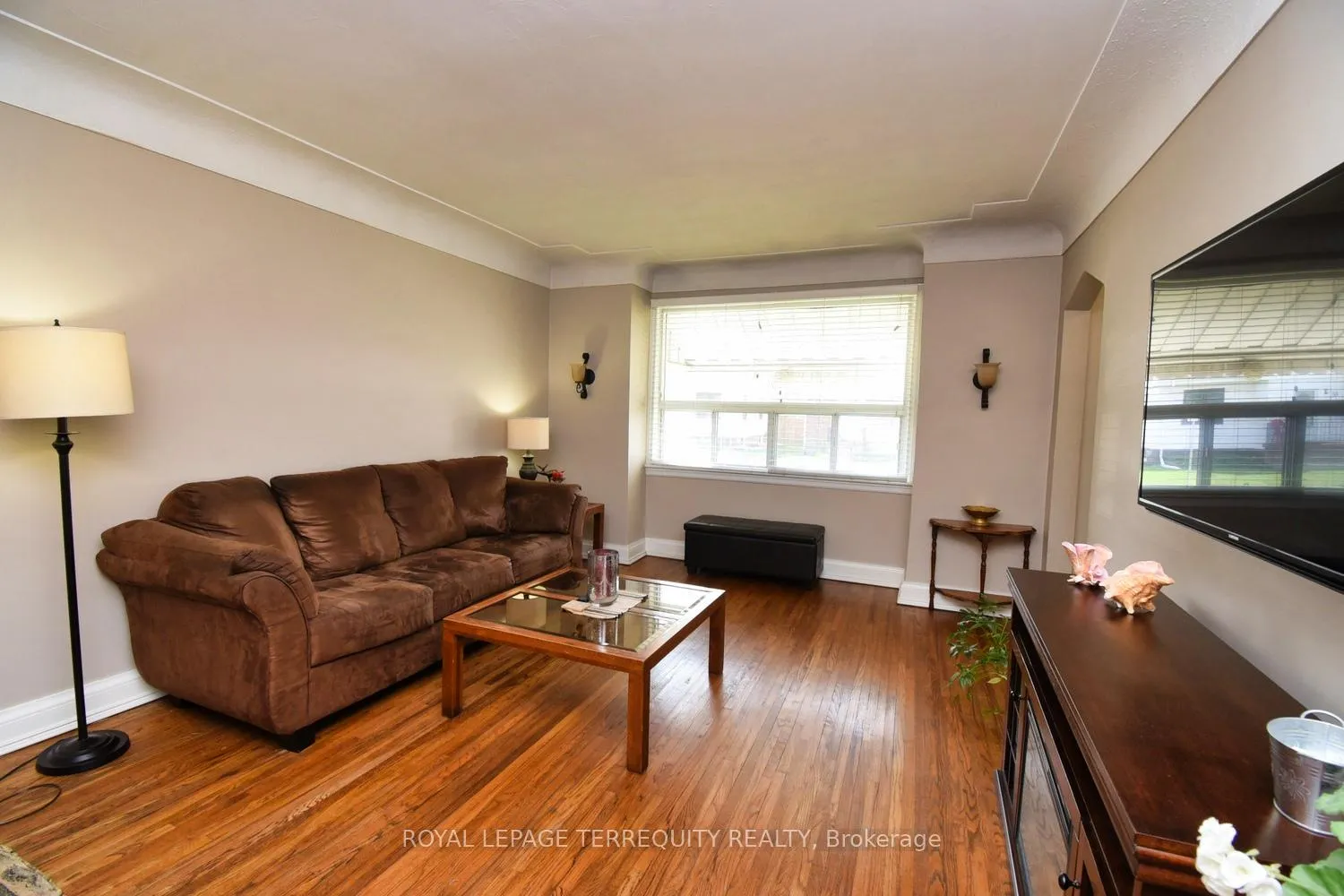Photo 7 of 63 West 1st Street E, Hamilton, Bonnington — HOMEH
