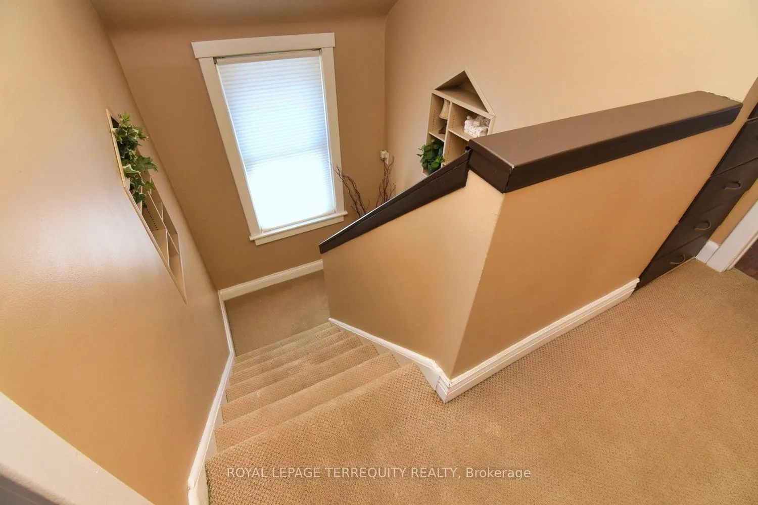 Photo 15 of 63 West 1st Street E, Hamilton, Bonnington — HOMEH