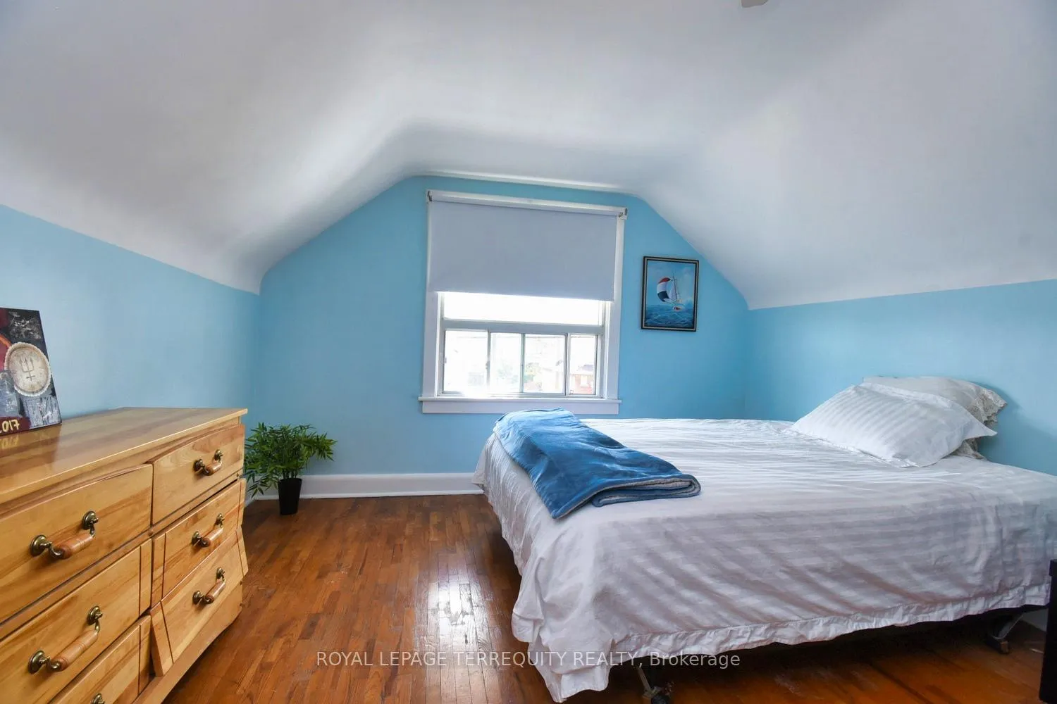 Photo 16 of 63 West 1st Street E, Hamilton, Bonnington — HOMEH