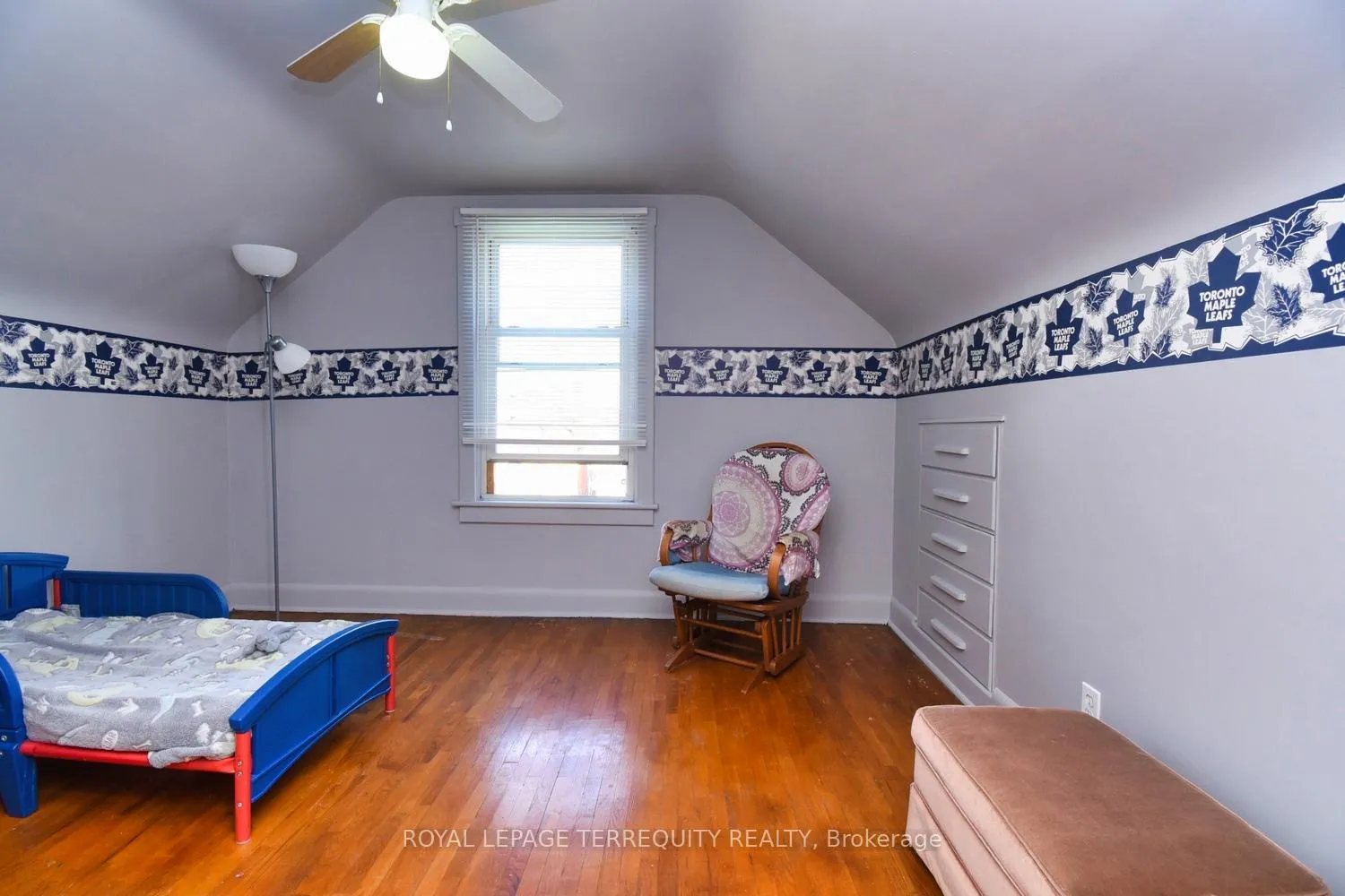 Photo 19 of 63 West 1st Street E, Hamilton, Bonnington — HOMEH