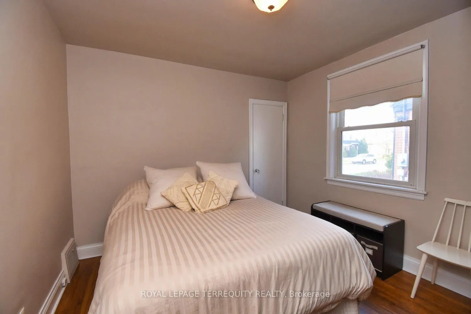 Photo 20 of 63 West 1st Street E, Hamilton, Bonnington — HOMEH