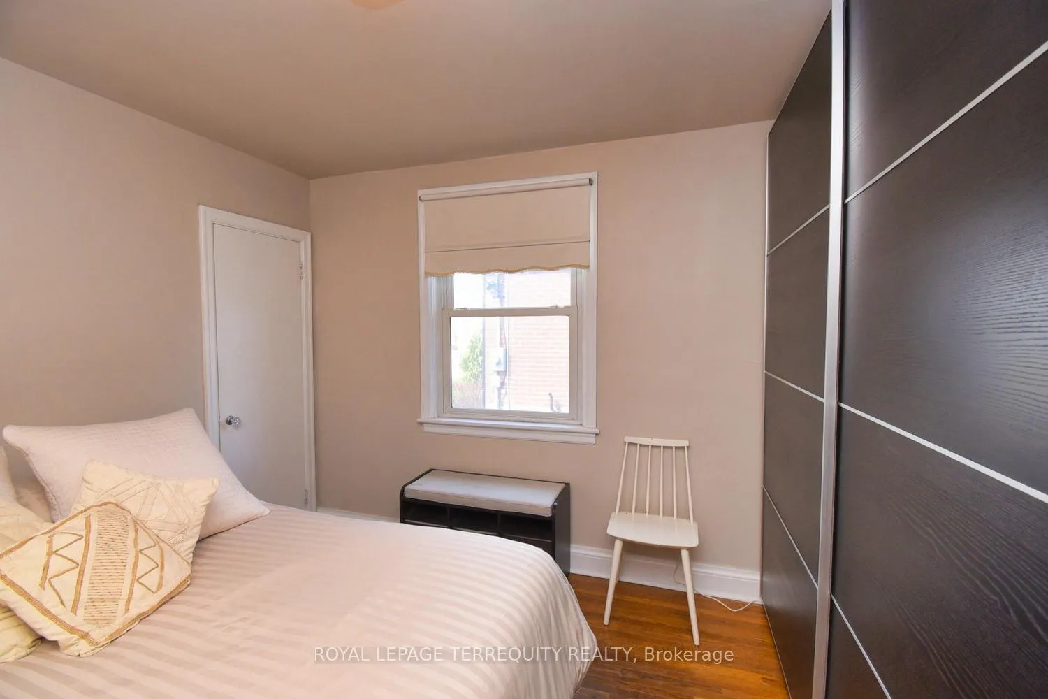 Photo 21 of 63 West 1st Street E, Hamilton, Bonnington — HOMEH