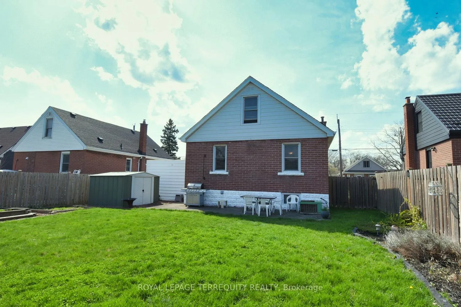 Photo 29 of 63 West 1st Street E, Hamilton, Bonnington — HOMEH
